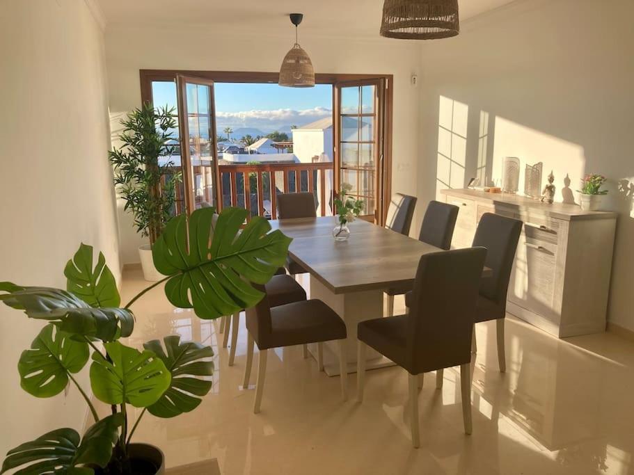 Luxury 4-Bedroom Villa With Heated Pool + Sea View Playa Blanca  Exterior foto