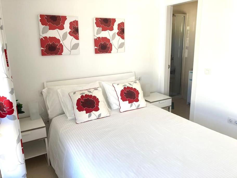 Luxury 4-Bedroom Villa With Heated Pool + Sea View Playa Blanca  Exterior foto